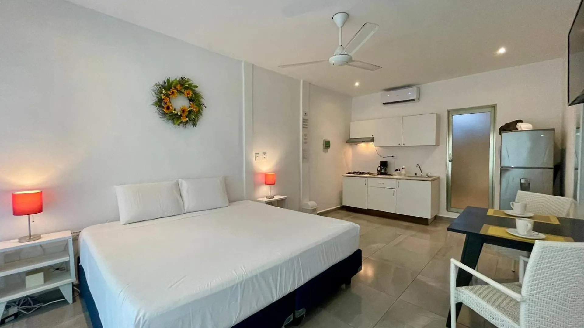 Miranda Beach Apartment Playa del Carmen Mexico